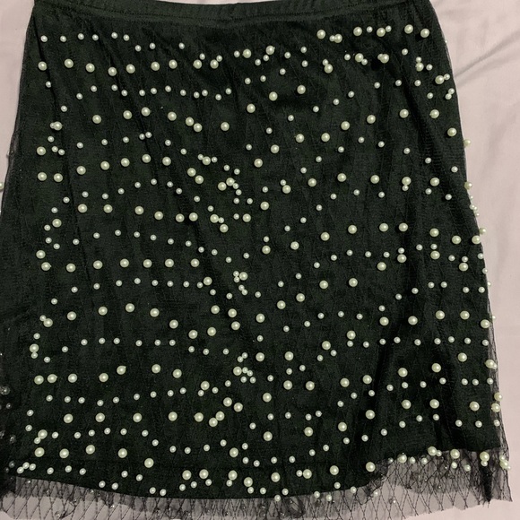 FASHION NOVA BLACK PEARL TWO PIECE SET! - Picture 3 of 4